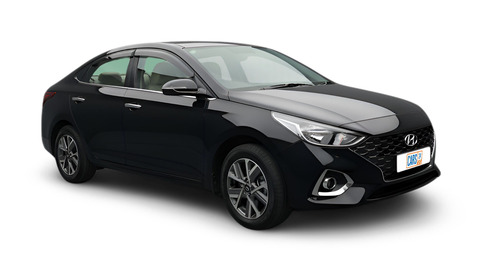 Hyundai Verna-img
